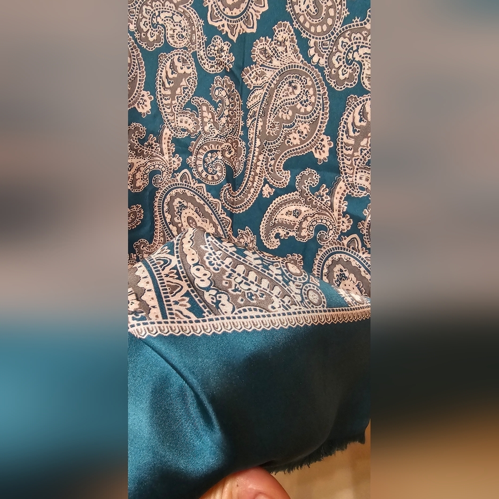 J.CREW Green ,Light Pink and Tan Paisley Long Silk Scarf,NWOT